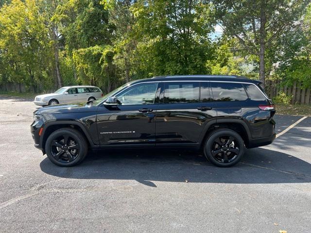used 2023 Jeep Grand Cherokee L car, priced at $32,695