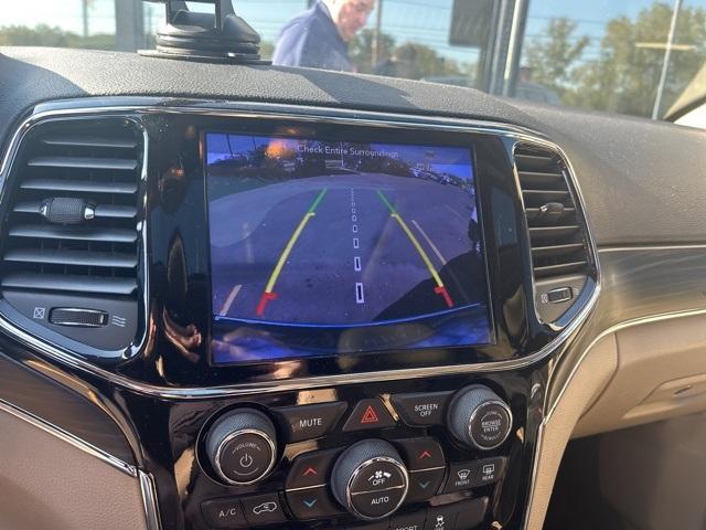 used 2019 Jeep Grand Cherokee car, priced at $15,524