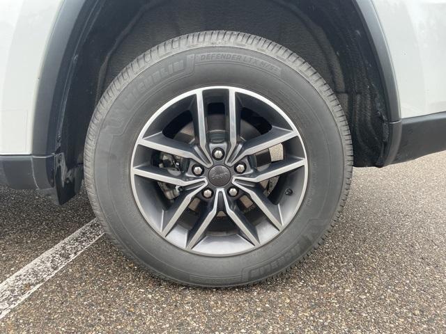 used 2019 Jeep Grand Cherokee car, priced at $20,000