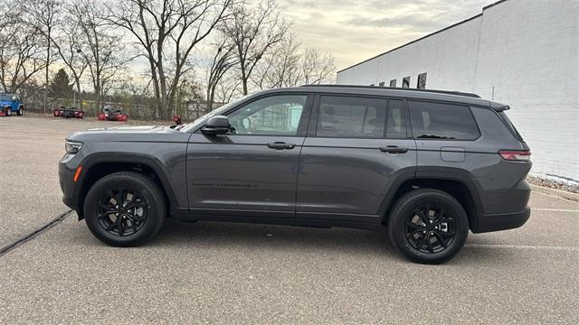 new 2025 Jeep Grand Cherokee L car, priced at $39,717