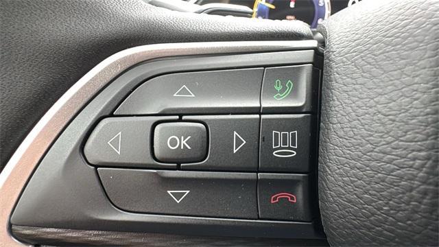 new 2025 Jeep Grand Cherokee L car, priced at $39,717