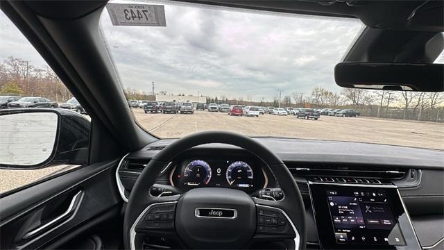 new 2025 Jeep Grand Cherokee L car, priced at $39,717