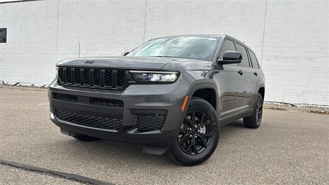 new 2025 Jeep Grand Cherokee L car, priced at $39,717