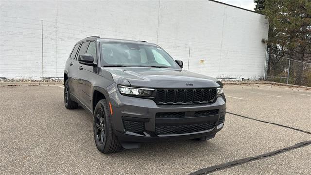 new 2025 Jeep Grand Cherokee L car, priced at $39,717