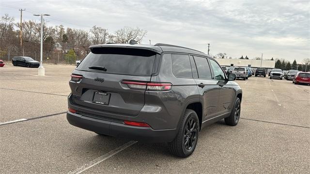 new 2025 Jeep Grand Cherokee L car, priced at $39,717