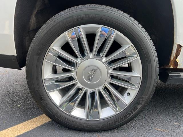 used 2016 Cadillac Escalade ESV car, priced at $21,000