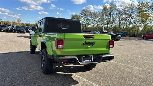 new 2026 Jeep Gladiator car, priced at $46,770