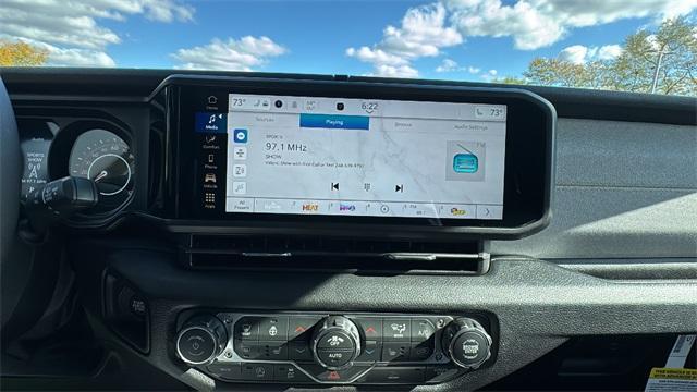 new 2026 Jeep Gladiator car, priced at $46,770