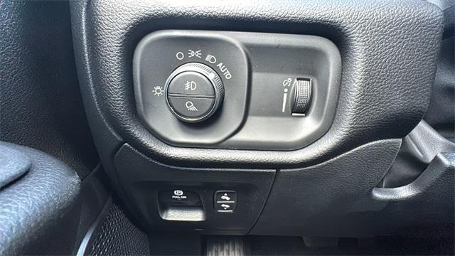 new 2025 Ram 1500 car, priced at $45,972