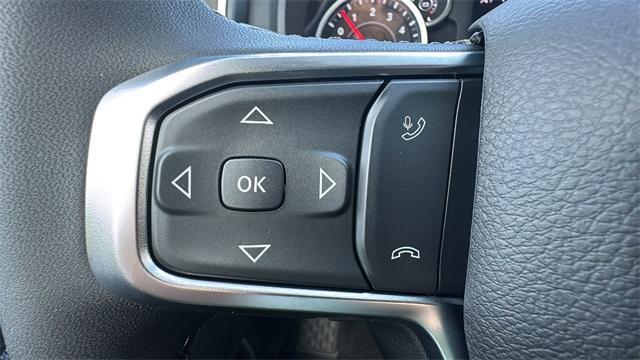 new 2025 Ram 1500 car, priced at $45,972