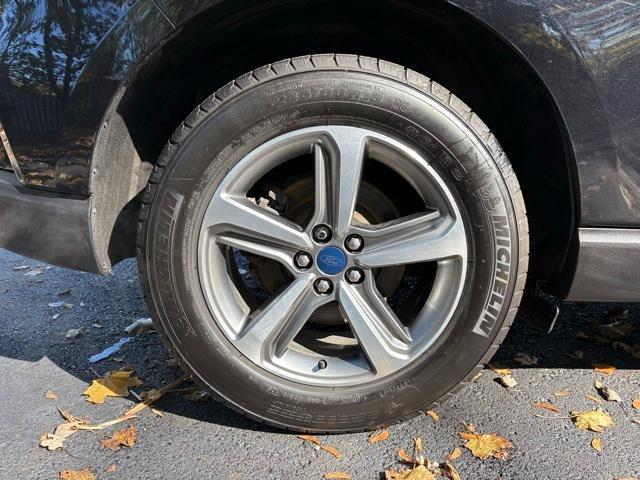 used 2019 Ford Edge car, priced at $15,500