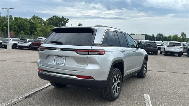 new 2025 Jeep Grand Cherokee car, priced at $46,275