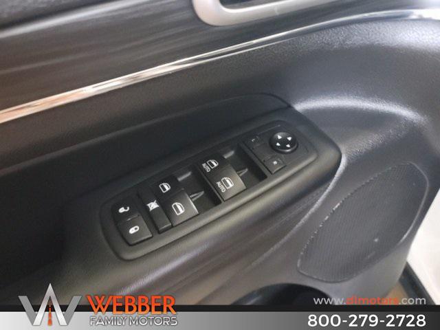 used 2020 Jeep Grand Cherokee car, priced at $21,490
