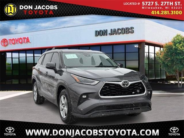 used 2021 Toyota Highlander car, priced at $27,948