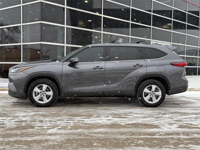 used 2021 Toyota Highlander car, priced at $27,948