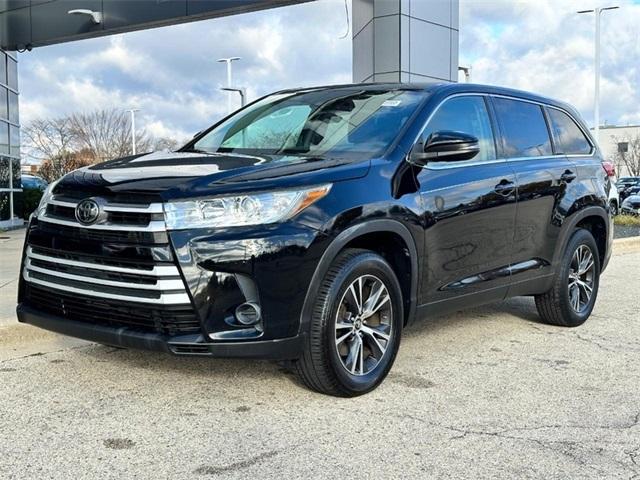 used 2019 Toyota Highlander car, priced at $23,700