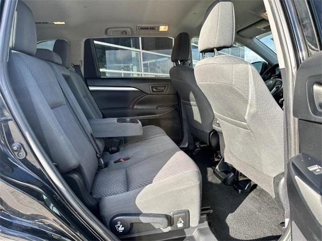 used 2019 Toyota Highlander car, priced at $23,700