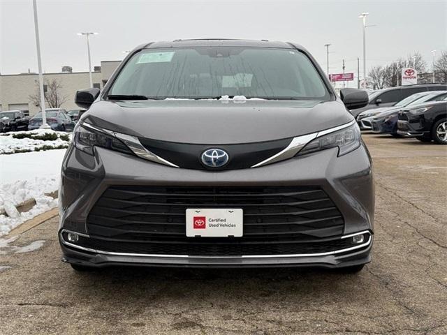 used 2024 Toyota Sienna car, priced at $48,350