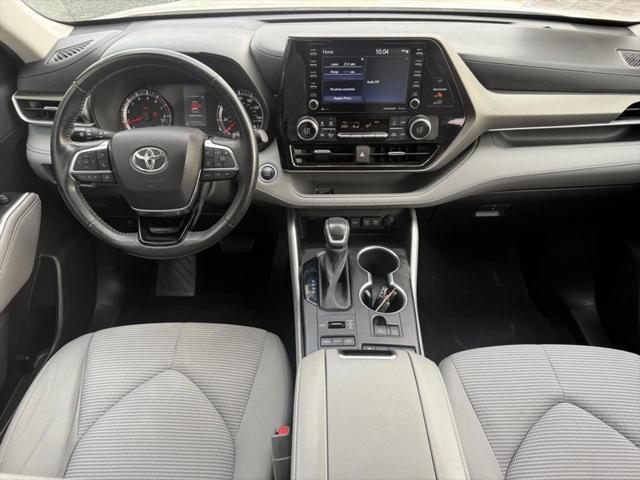used 2021 Toyota Highlander car, priced at $30,500
