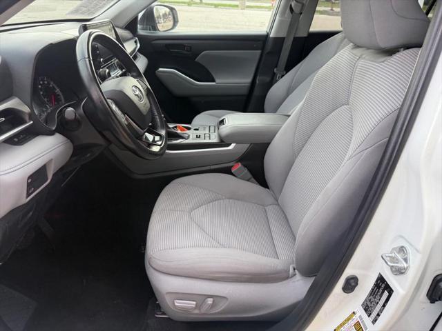 used 2021 Toyota Highlander car, priced at $30,500