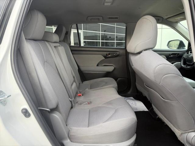 used 2021 Toyota Highlander car, priced at $30,500