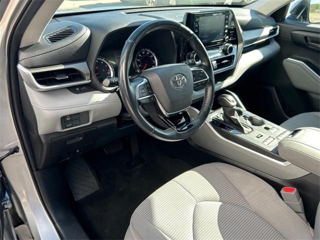 used 2021 Toyota Highlander car, priced at $30,150