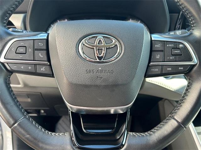 used 2021 Toyota Highlander car, priced at $30,150