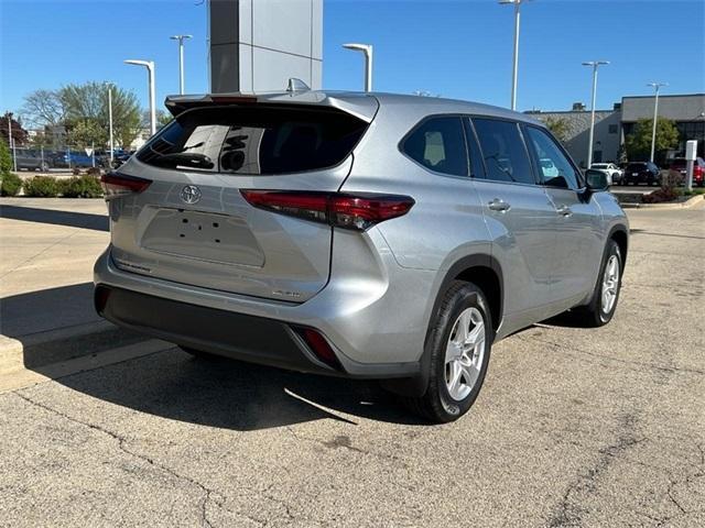 used 2021 Toyota Highlander car, priced at $30,150