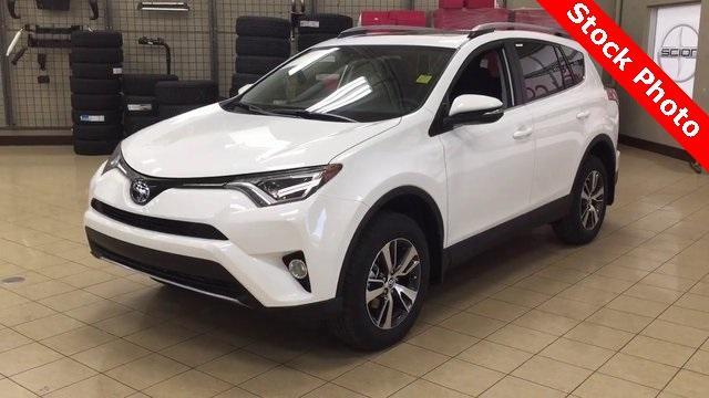 used 2018 Toyota RAV4 car