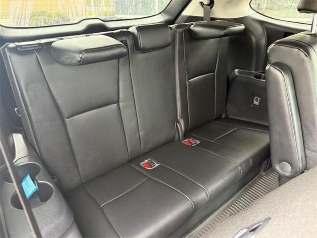 used 2023 Toyota Highlander car, priced at $43,980