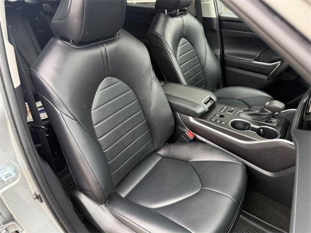 used 2023 Toyota Highlander car, priced at $43,980