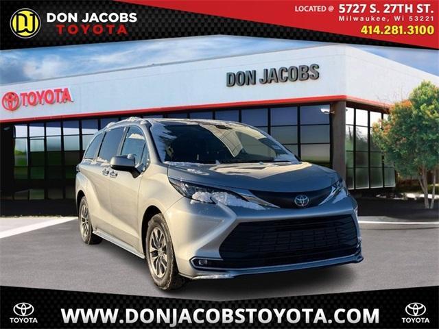 used 2023 Toyota Sienna car, priced at $43,900