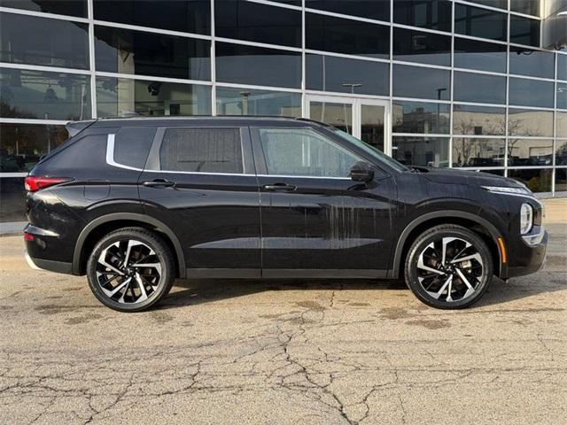 used 2022 Mitsubishi Outlander car, priced at $24,000