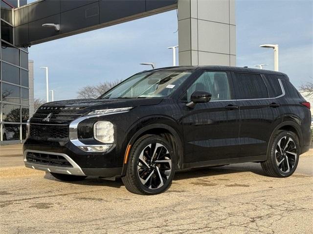 used 2022 Mitsubishi Outlander car, priced at $24,000