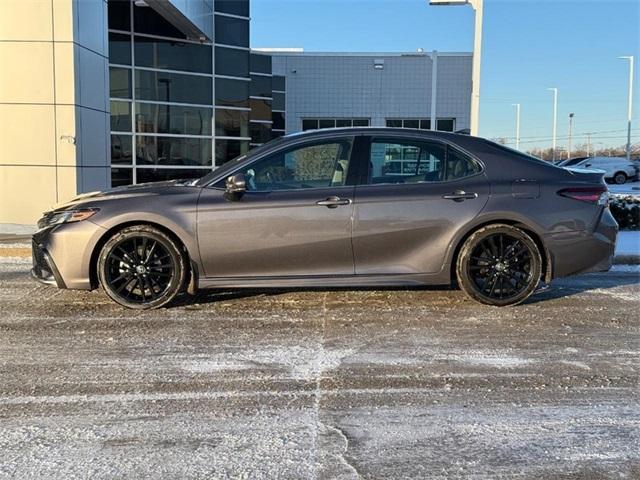 used 2022 Toyota Camry Hybrid car, priced at $31,560