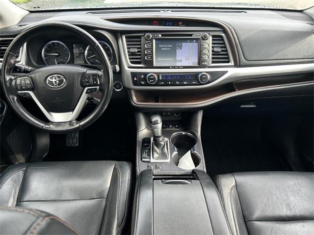 used 2018 Toyota Highlander car, priced at $25,340