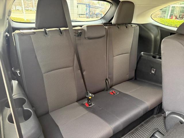 used 2021 Toyota Highlander car, priced at $29,100