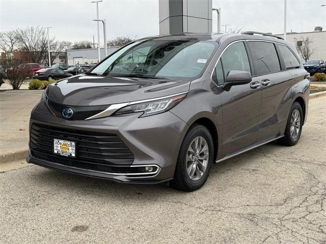 used 2022 Toyota Sienna car, priced at $37,500