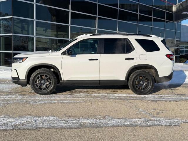 used 2024 Honda Pilot car, priced at $44,900