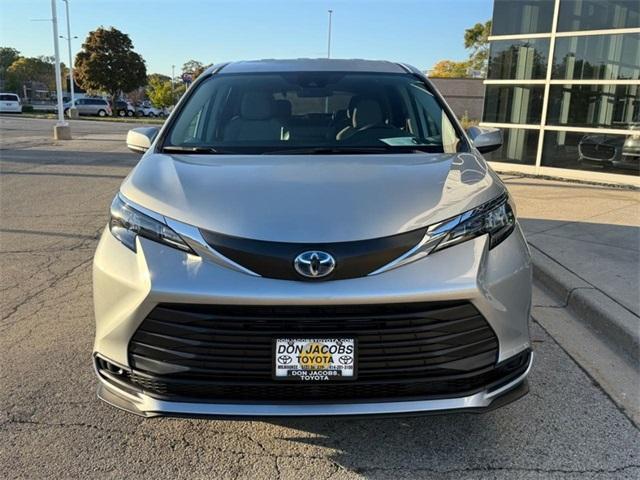 used 2024 Toyota Sienna car, priced at $43,800