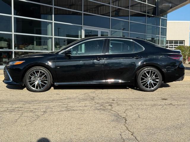 used 2024 Toyota Camry Hybrid car, priced at $31,700