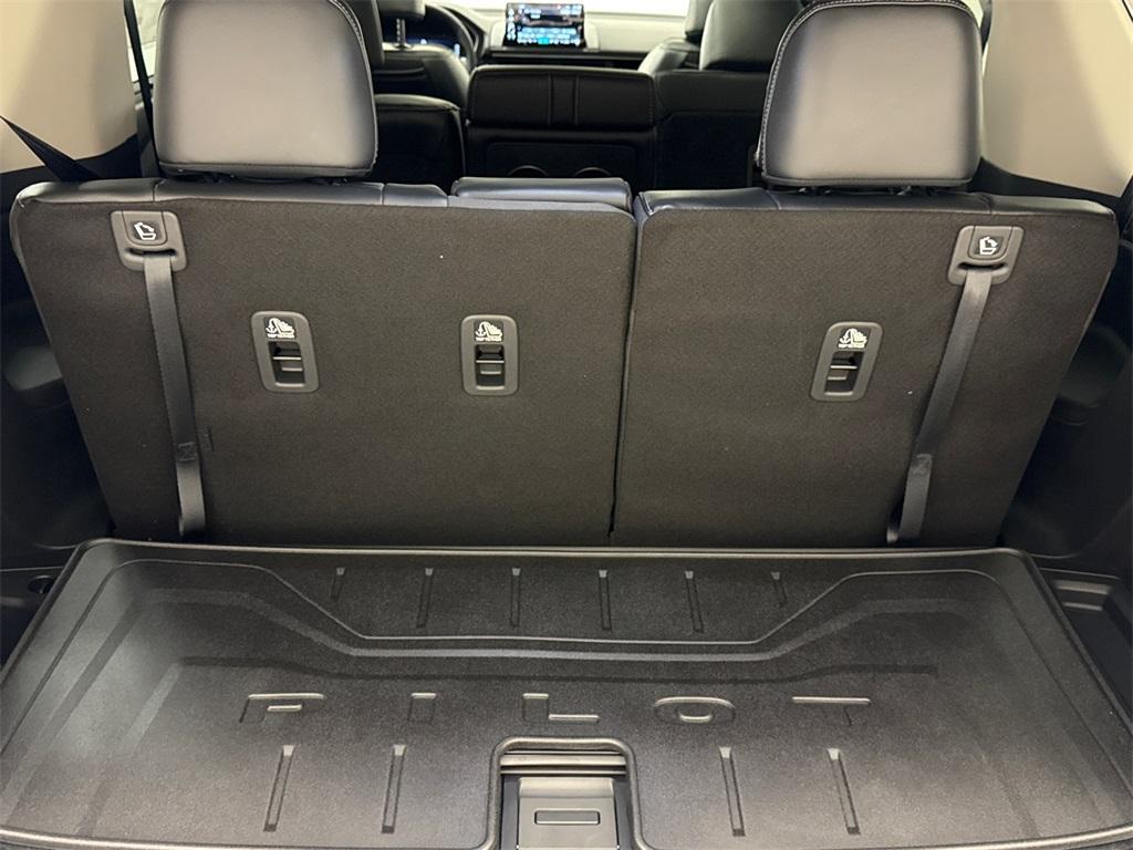 new 2025 Honda Pilot car, priced at $52,485