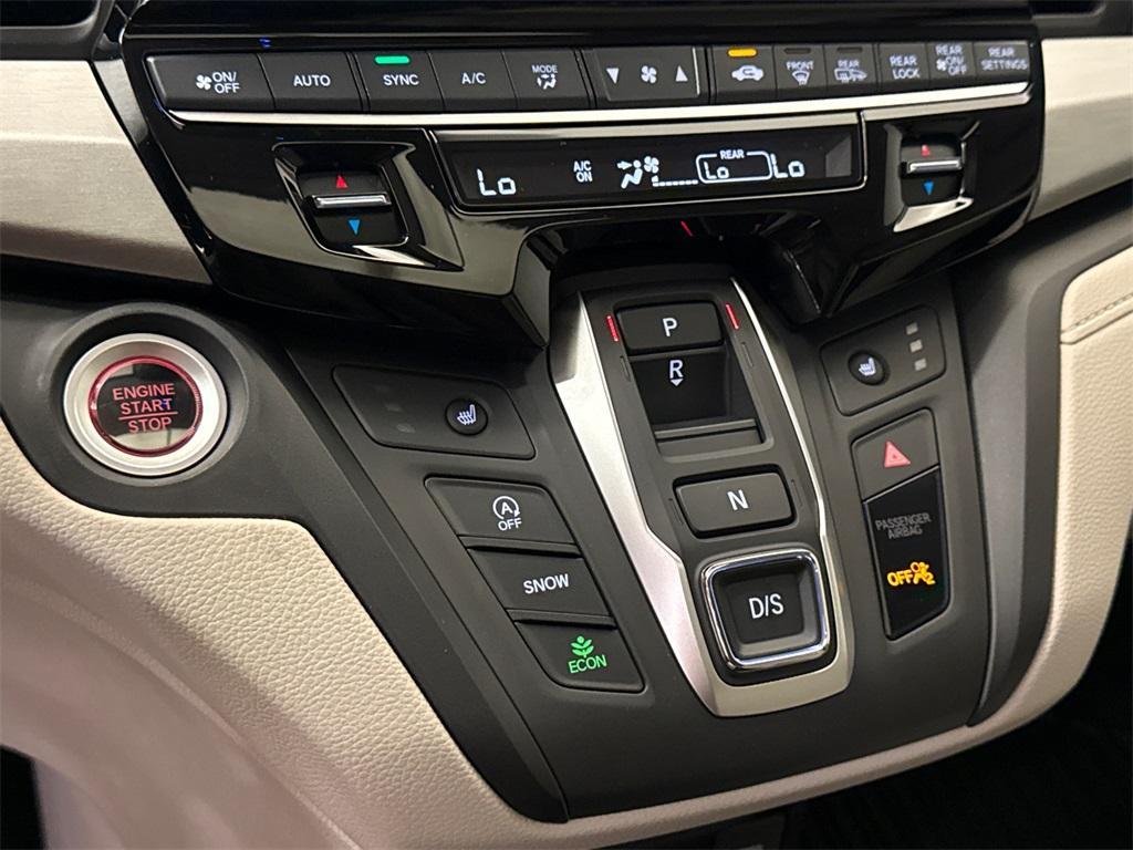 new 2025 Honda Odyssey car, priced at $41,252