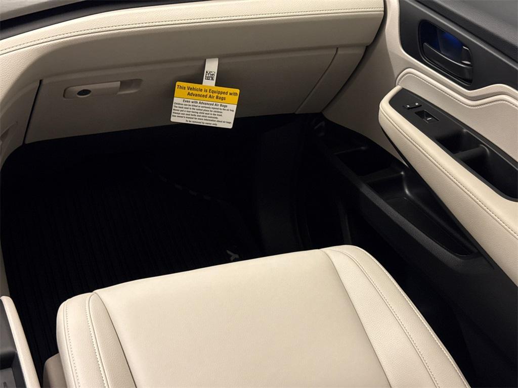 new 2025 Honda Odyssey car, priced at $41,252