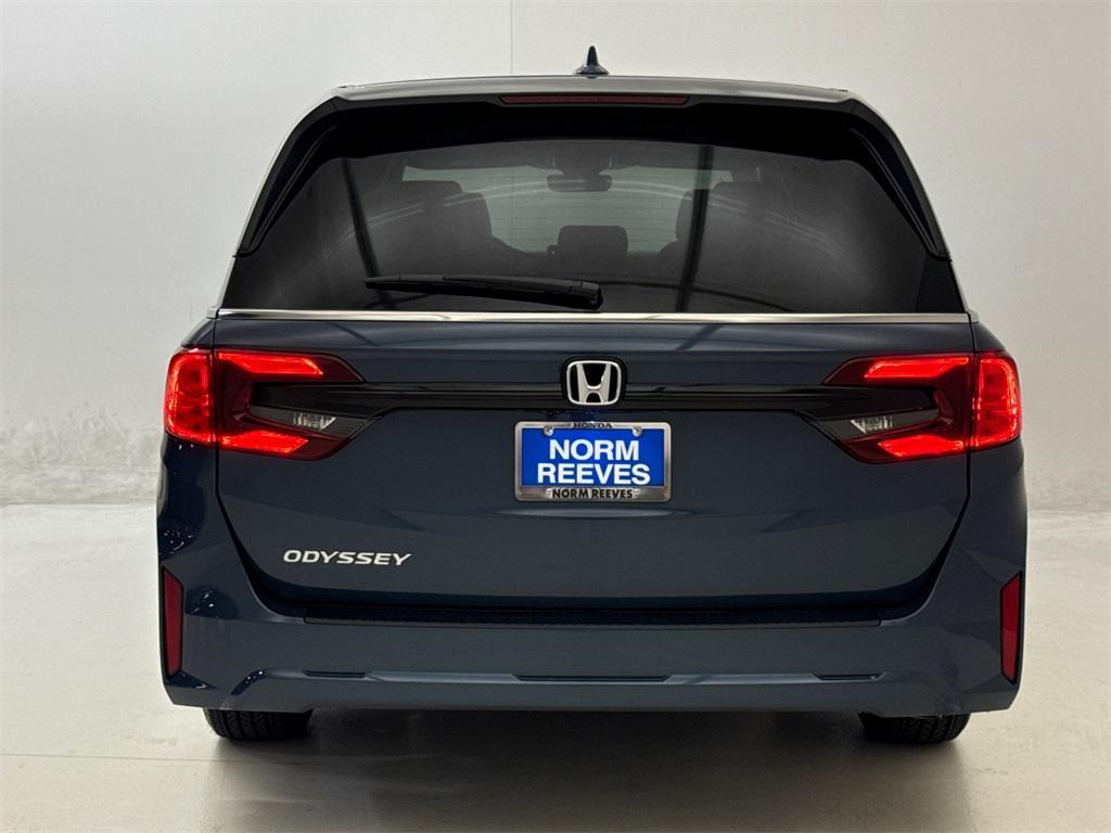 new 2025 Honda Odyssey car, priced at $41,252
