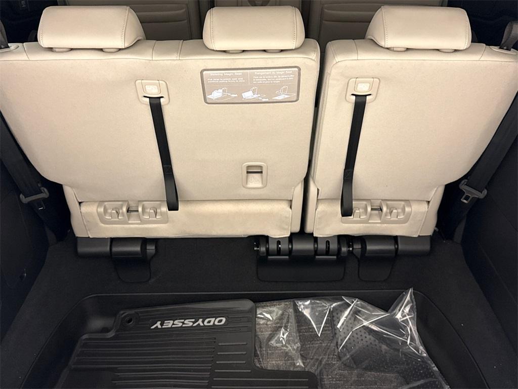 new 2025 Honda Odyssey car, priced at $41,252