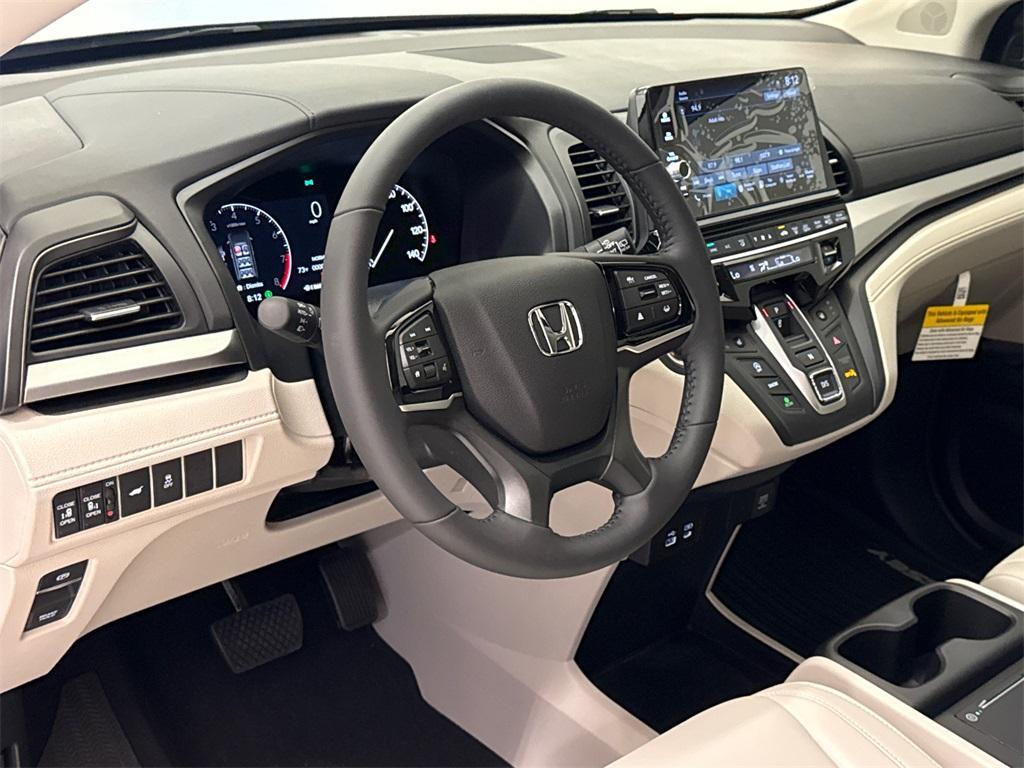 new 2025 Honda Odyssey car, priced at $41,252