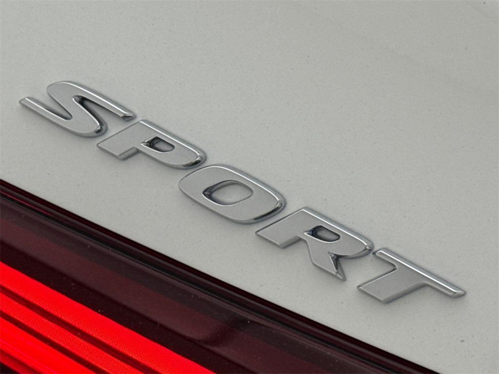 new 2025 Honda Civic Hybrid car, priced at $30,555