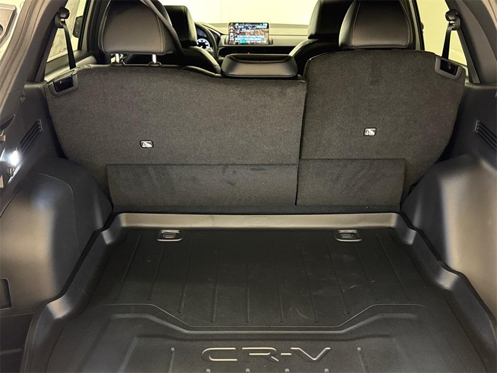 new 2025 Honda CR-V Hybrid car, priced at $37,287