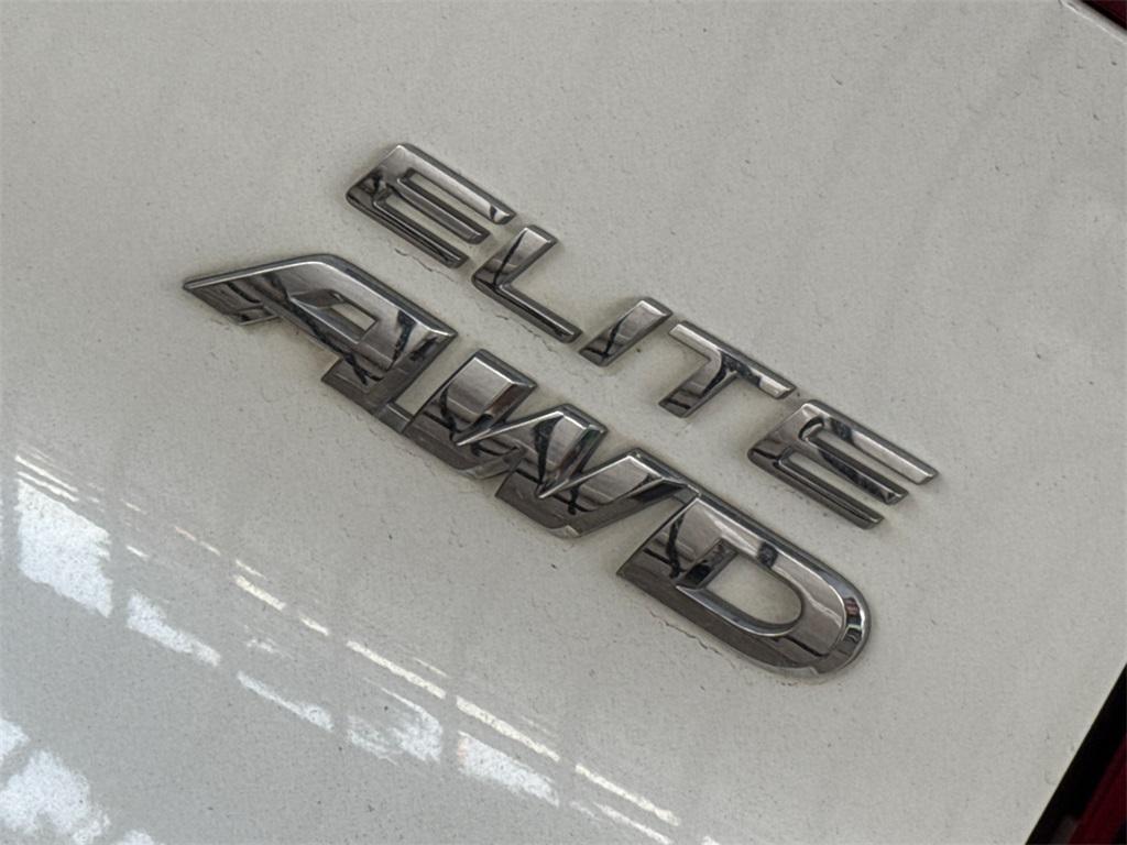 used 2018 Honda Pilot car, priced at $23,302